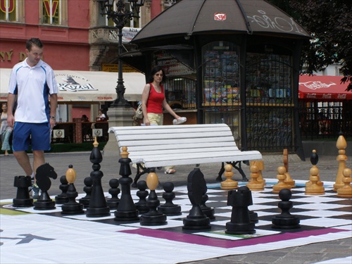 šach na Hlavnej2