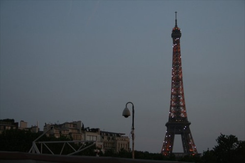 Rozsvietená Eiffelovka