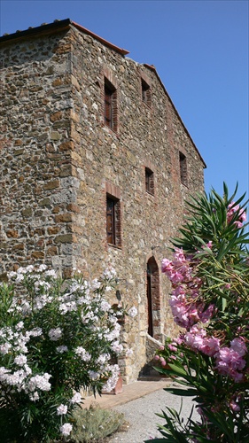 Toskánsko - kamenný dom