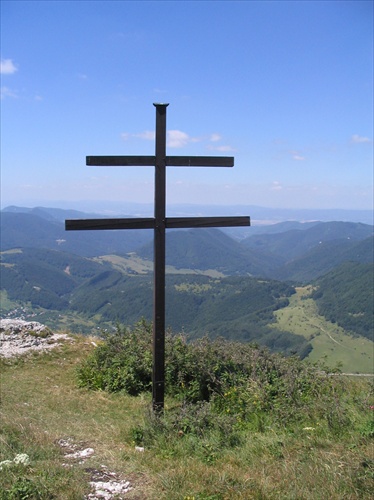 Kríž na Strážove