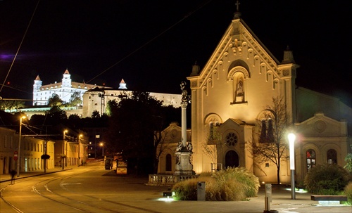 Nocna Bratislava
