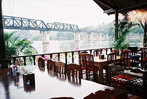Thajsko-most cez rieku Kwai