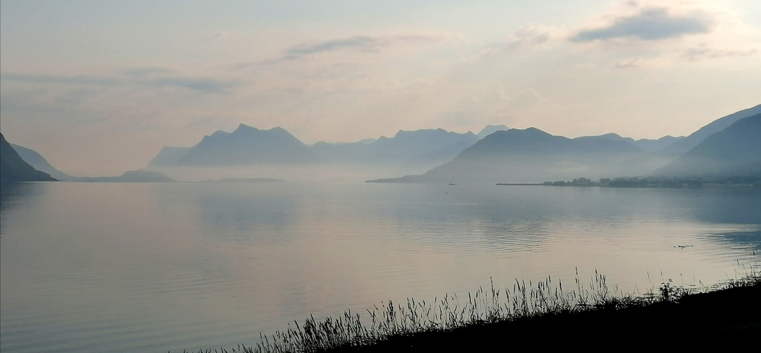 Ráno vo fjorde