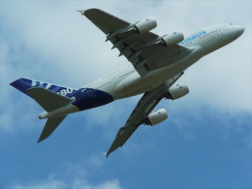 (463) A380