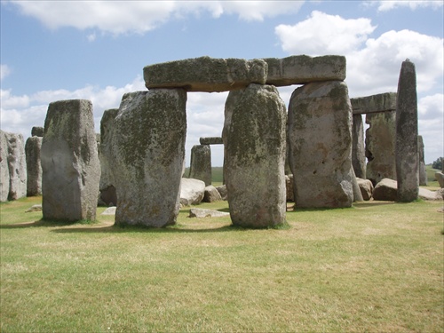 ...Stonehenge...