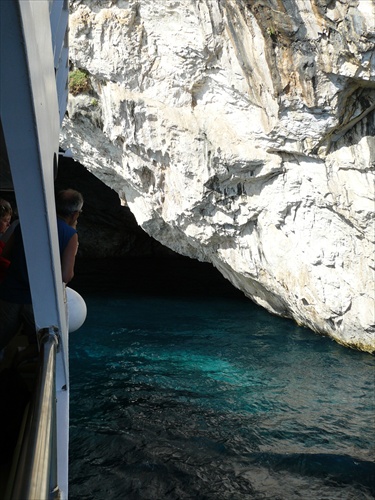 Jaskyňa Papanikolis