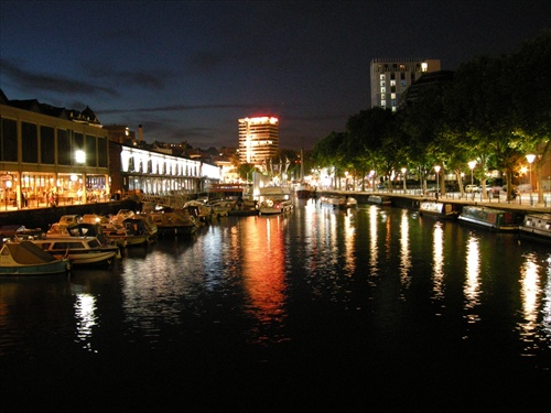 BRISTOL kanal v noci