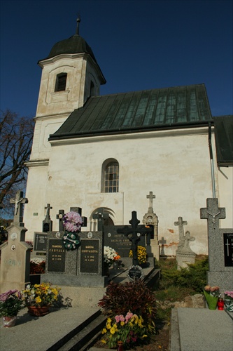 kostol na cintorine