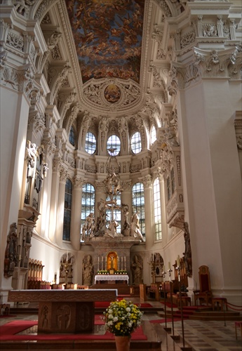 Oltár v Chráme sv. Štefana