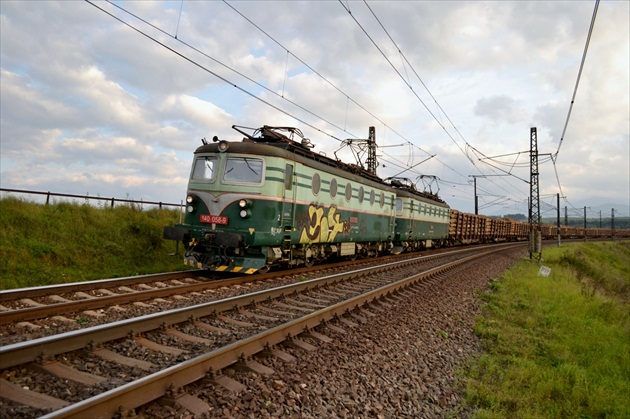 Bobiny na čele nákladného vlaku