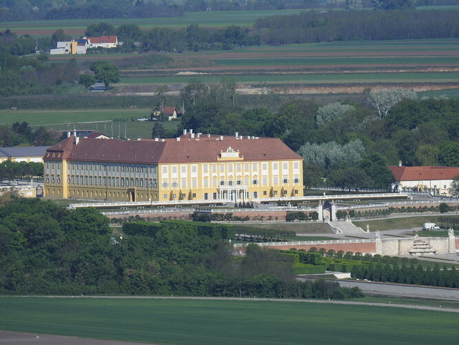 Schlosshof