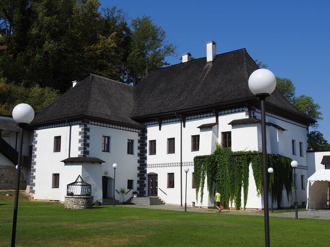 Divín