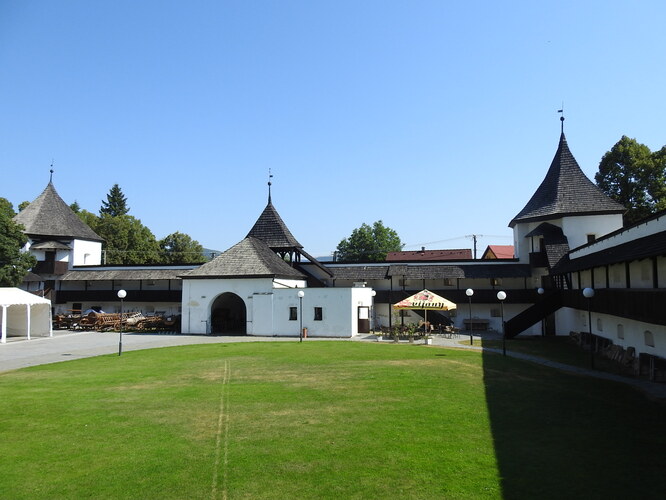 Divín