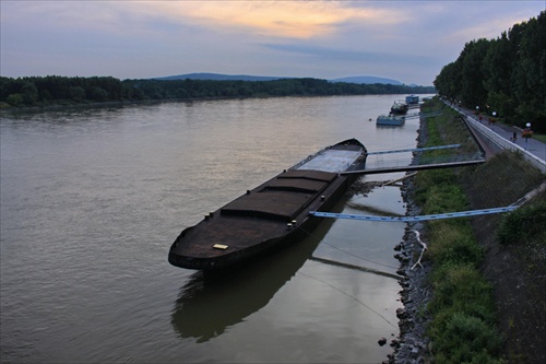 Zmrákanie Pri Dunaji