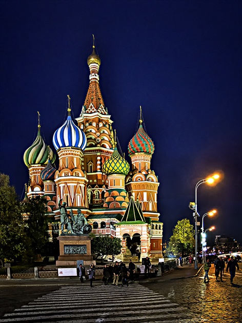 Pohľadnica z večernej Moskvy