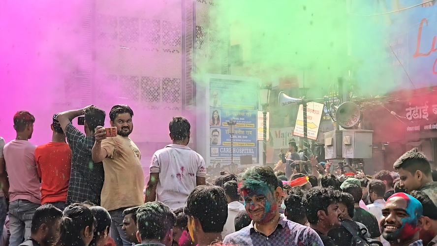 Holi