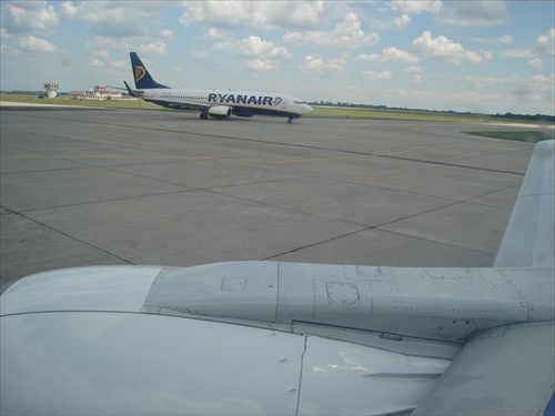 RYANAIR...