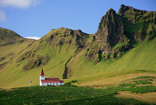 Kostolík vo Víku, Island