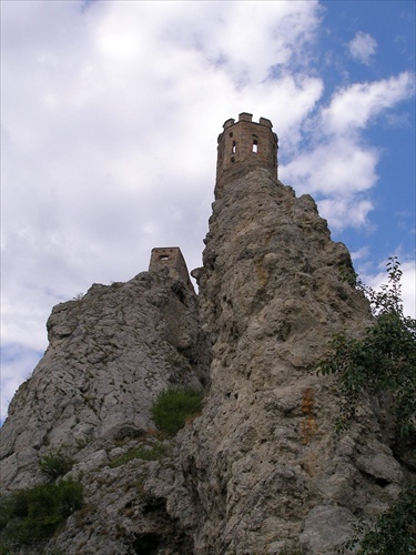 Hradná veža