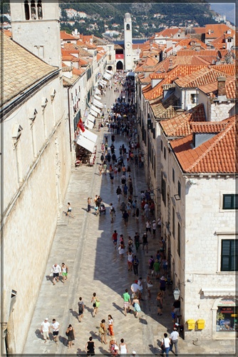 V tieni Dubrovnika