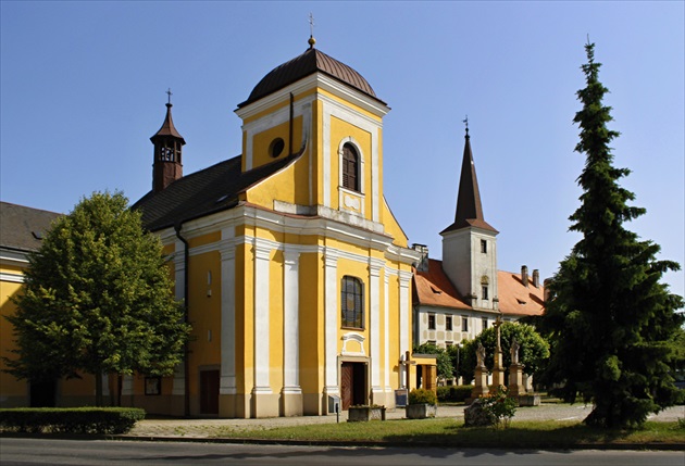 kostol sv. Jiljí Chropyně a zámok