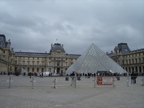 Louvre