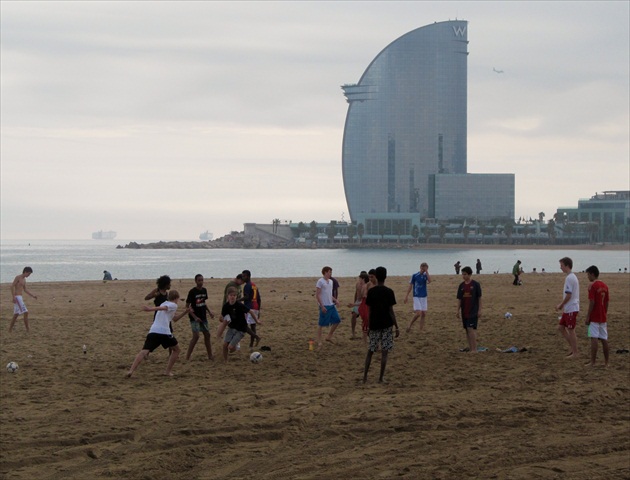 Kick-off na pláži