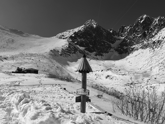 Skalnaté pleso 🖤🤍 