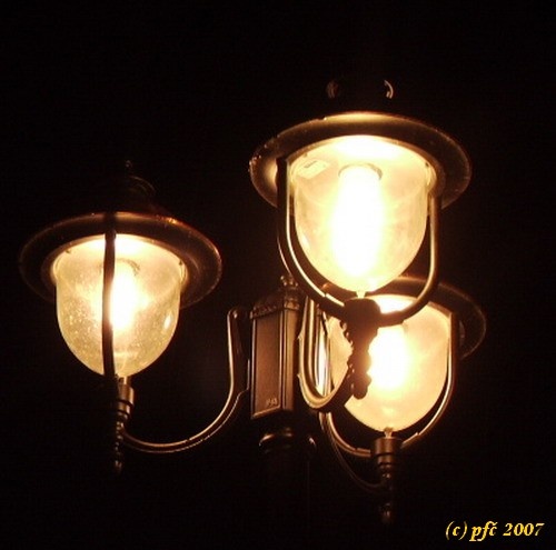 nočné lampy v Skalici