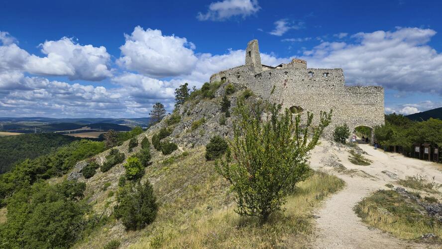 Čachtický hrad