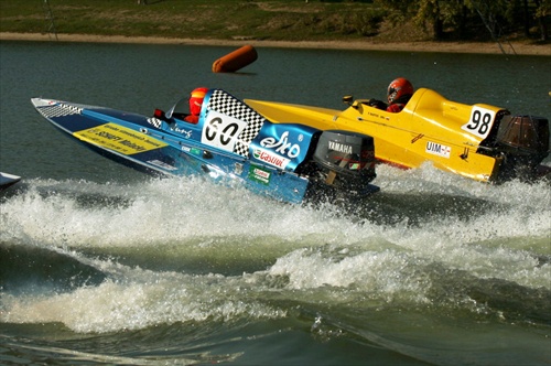 racing on the water 4