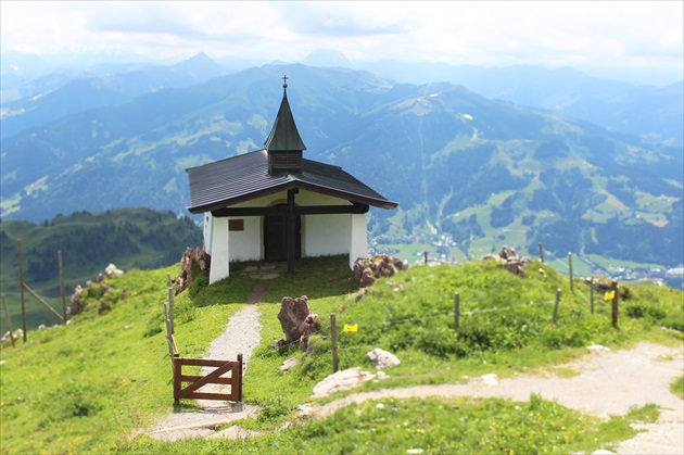 Kaplnka v Alpách