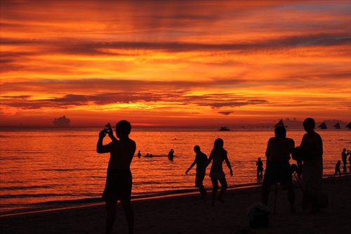 Západ slnka na ostrove Boracay