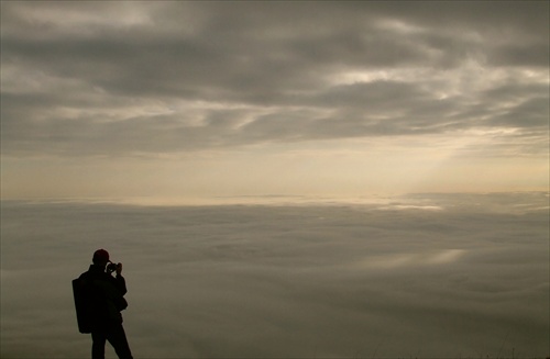 Fotograf medzi oblakmi
