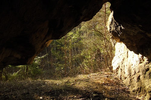 Jaskyňa pri Lietave