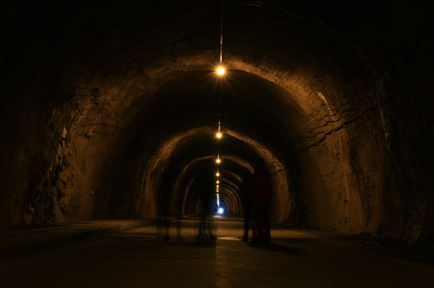 V tuneli II