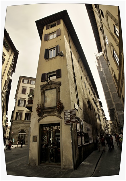 v uliciach Florencie