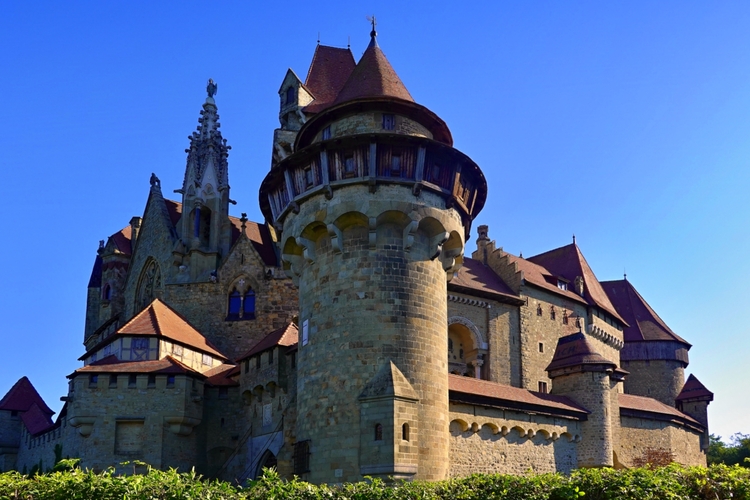 Hrad Kreuzenstein