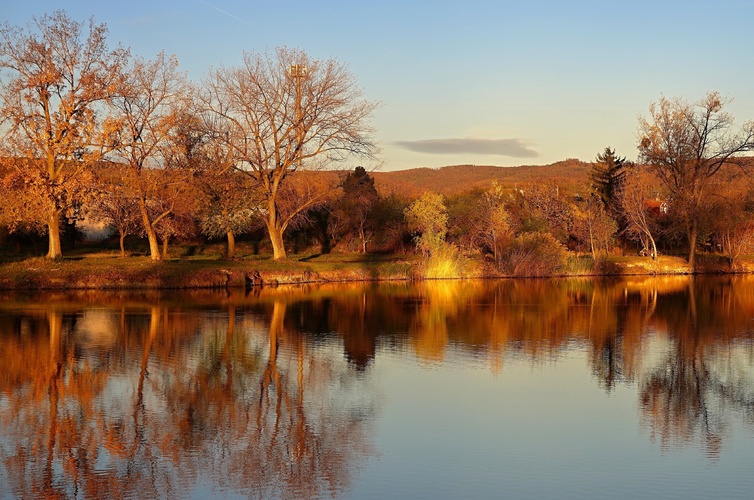 ranné lúče farbia