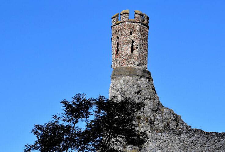 Strážna vežička Devínskeho hradu (Panenská veža) 