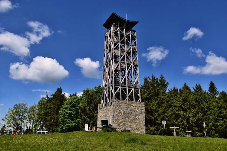 Rozhľadňa Veľký Lopeník