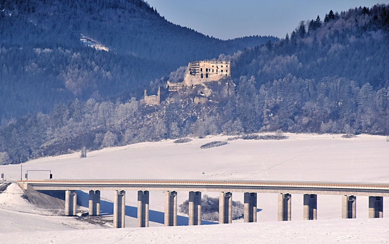 Diaľnicou do stredoveku