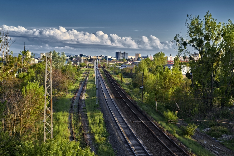 Nad traťou.