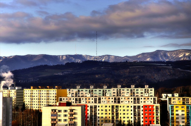 Rano nad Kremnickym pohorim.