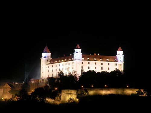 Zrekonštruovaný Bratislavský hrad