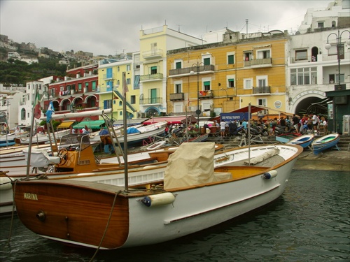 Marina Grande na ostrove Capri