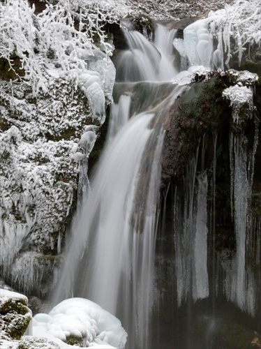 Hájsky vodopád v zime