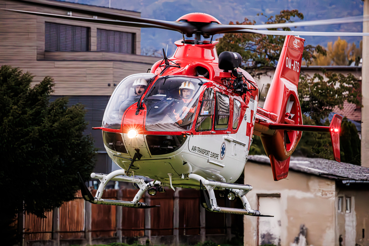 🚁