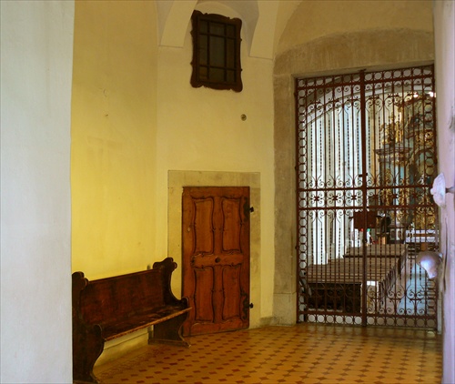 Vchod do kostola sv.Alžbety