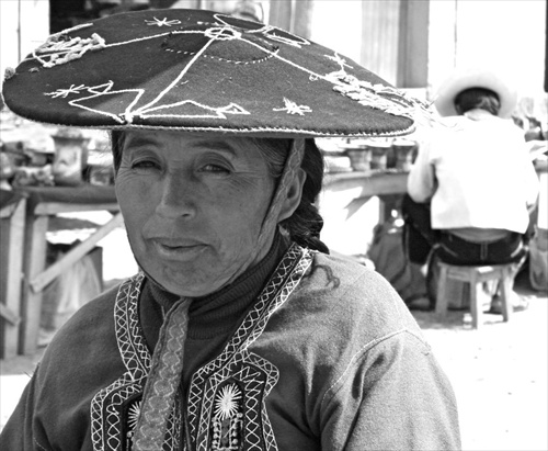 trhovnicka v peruanskej dedinke